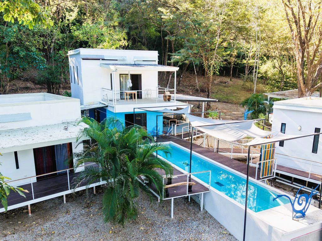 Casa Blue Azul: Unique Property with Three Independent Units in the Heart of Nature – 5 km from Sámara