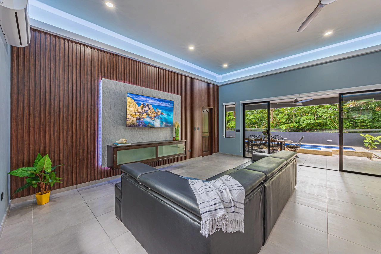 Gorgeous Brand New 3br Home close to Dominical with extra land.: House For Sale in Hatillo - Gallery image 12