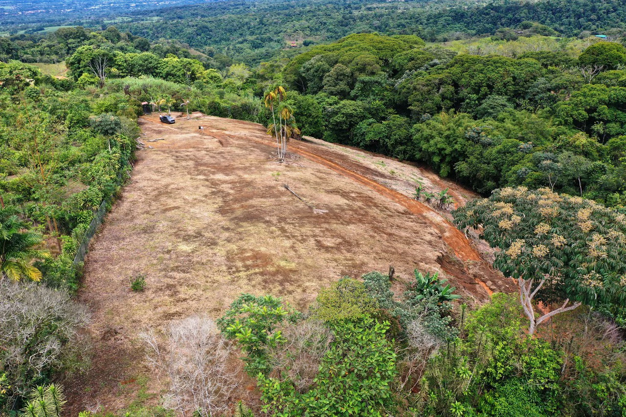3.2 Acre Riverfront Property with Mountain Views San Francisco San Isidro - Gallery image 18
