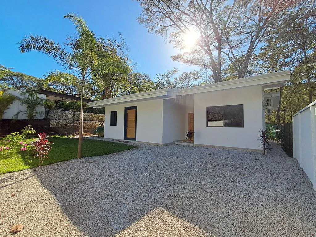 Casa Abana: Newly Built Home with Private Pool Just 10 Minutes from Sámara - Gallery image 3