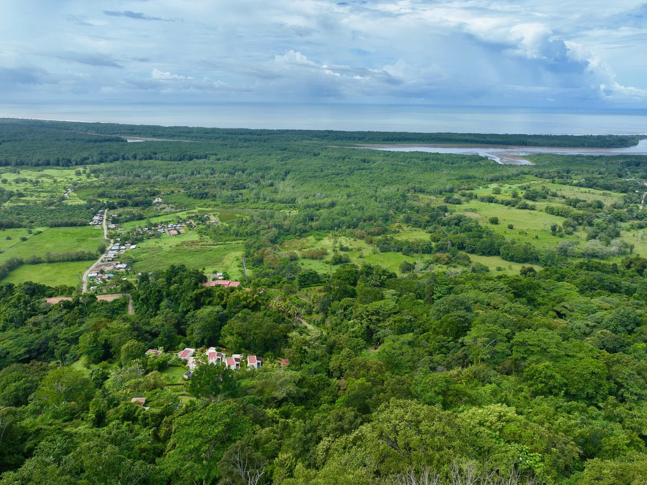 TROPICAL MASTERPIECE – 61.78 ACRES OF OCEANVIEW BLISS WITH WATERFALL: Mountain Development Parcel For Sale in Tres Rios - Gallery image 14