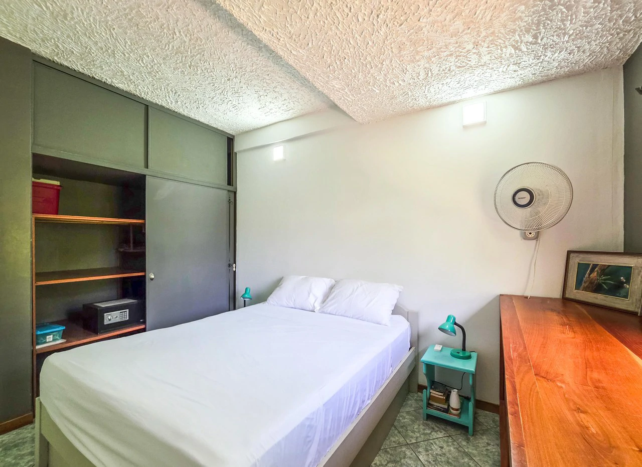 Prime Location 1bed 1bath Condo, Steps From Samara Beach - Gallery image 11