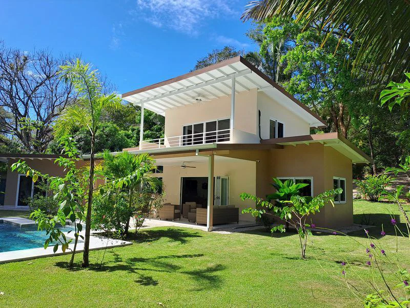 Casa Blue Morpho: Tropical Oasis minutes away from Samara – Ideal for Family Living or Rental Income - Gallery image 3