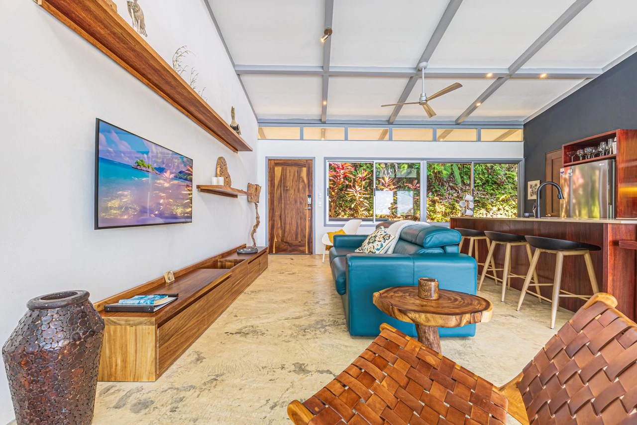 Uvita Ocean and Whale Tail View Modern Home on 3.64 Acres in Exclusive Enclave - Gallery image 53