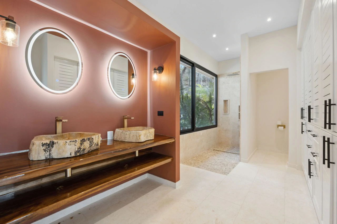 Villa Calypso: Modern Ocean-View Estate 4 Minutes to Tamarindo - Gallery image 14