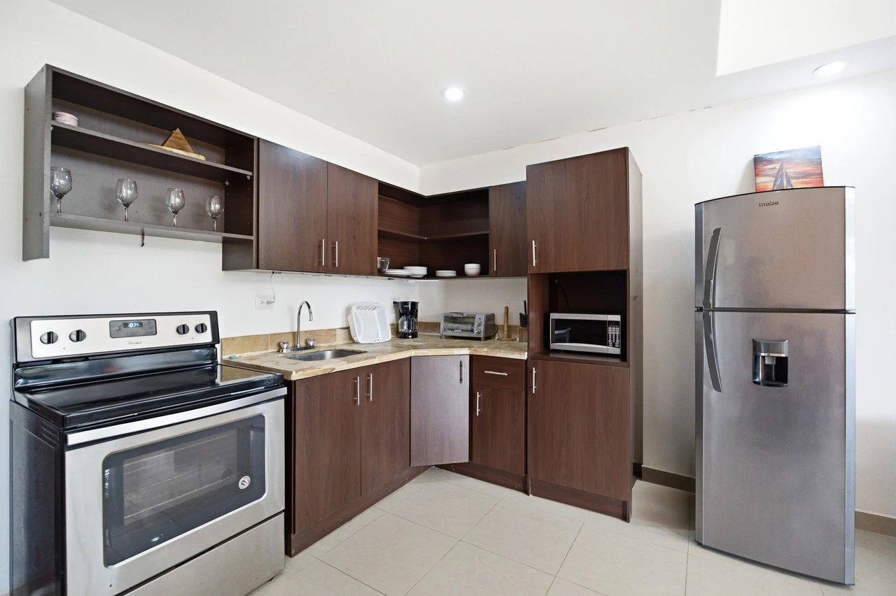 Villa 49: Turnkey 1 Bed Villa, Gated Playa Lagarto Eco Development - photo 2