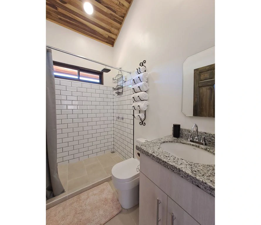 Compound Cooper: Compound Cooper includes Casa Cooper - a Newly constructed in 2023 - 2 Bedroom 1 Bath home set on a spacious 703 m2 lot and Lote Cooper which is 2485 m2 of flat buildable land - both - Gallery image 21
