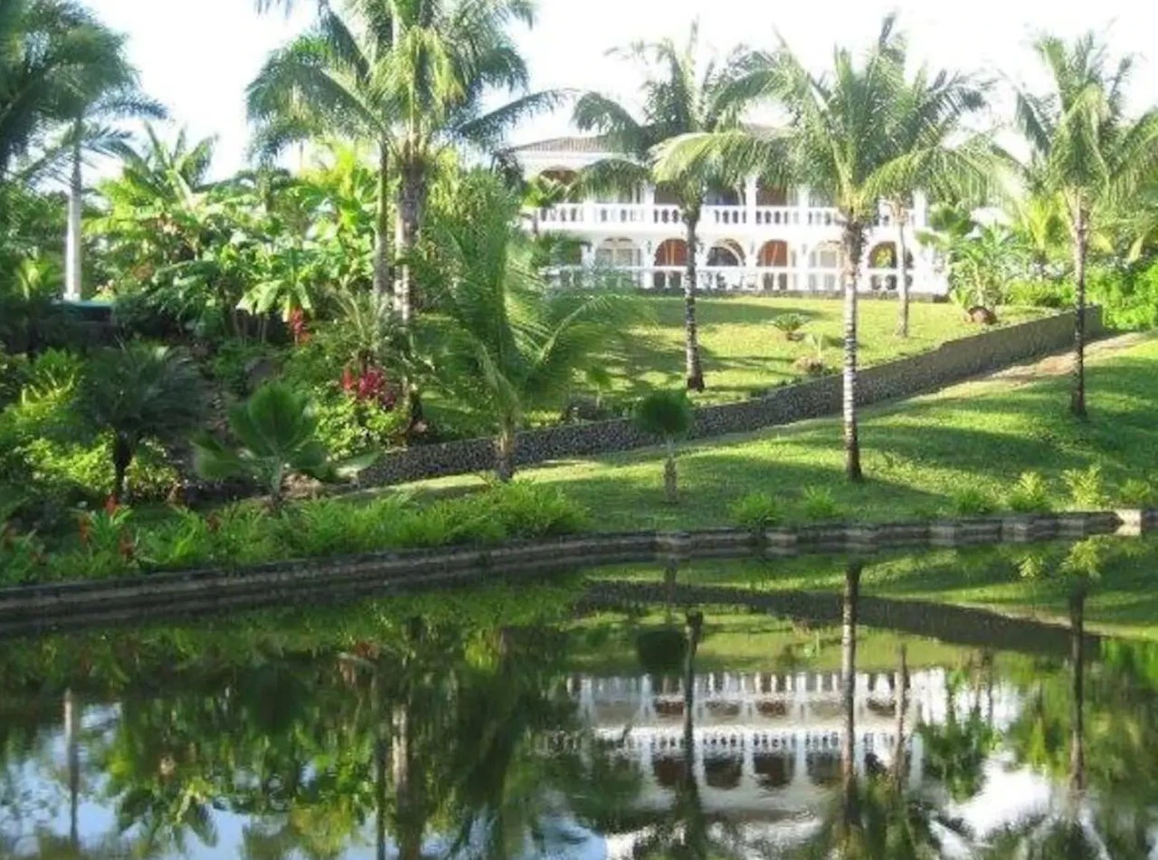 Quebrada Estate: A Stunning Luxury Home - Gallery image 2