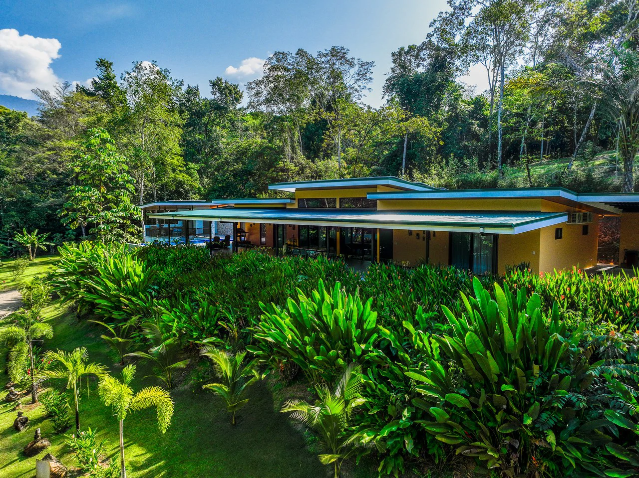 Custom Built Luxury Retreat with Guest Villas in Ojochal - Gallery image 60