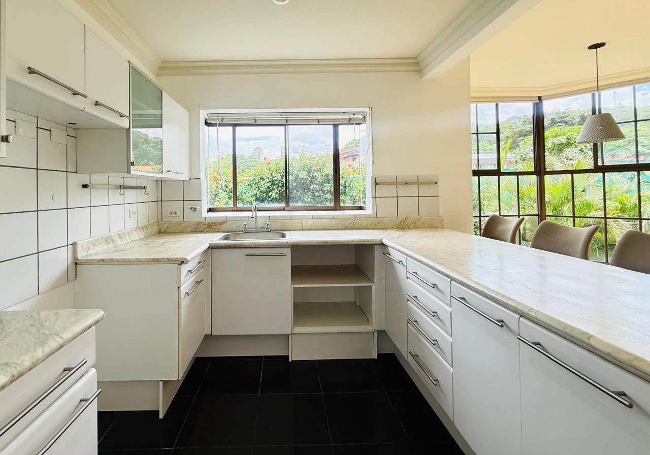 Sale of Apartment in Brasil de Mora San José Costa Rica - photo 3