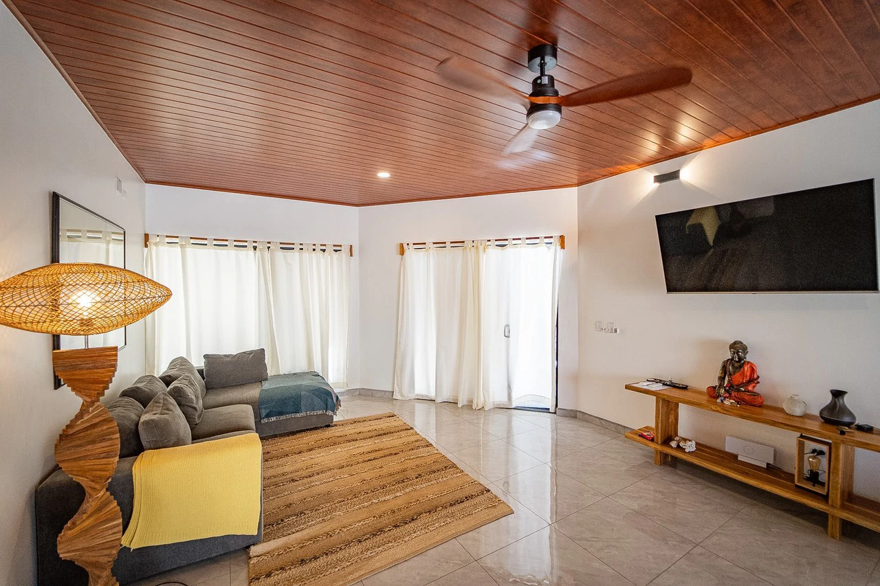 Casa Cielo y Tierra: In Town Income Generating Duplex - Gallery image 13