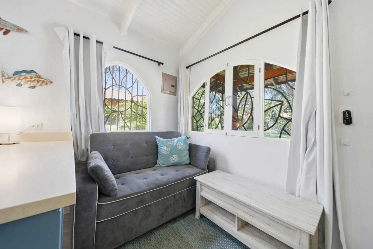 Casa Elsa Villaggio II – Unit 406A: Tropical Condo Near Potrero Beaches - Gallery image 3