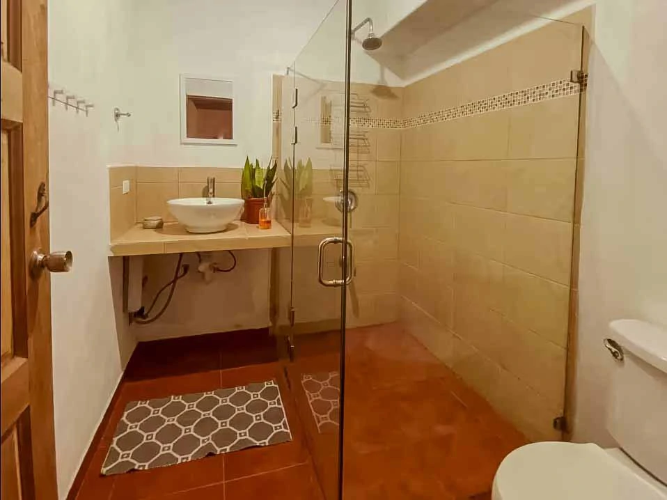 Rancho Paraiso: 3BR Home Plus Apt with Room to Expand - Gallery image 17