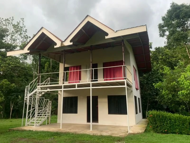 Private Home in Oasis: La Amapola, Puerto Jimenez