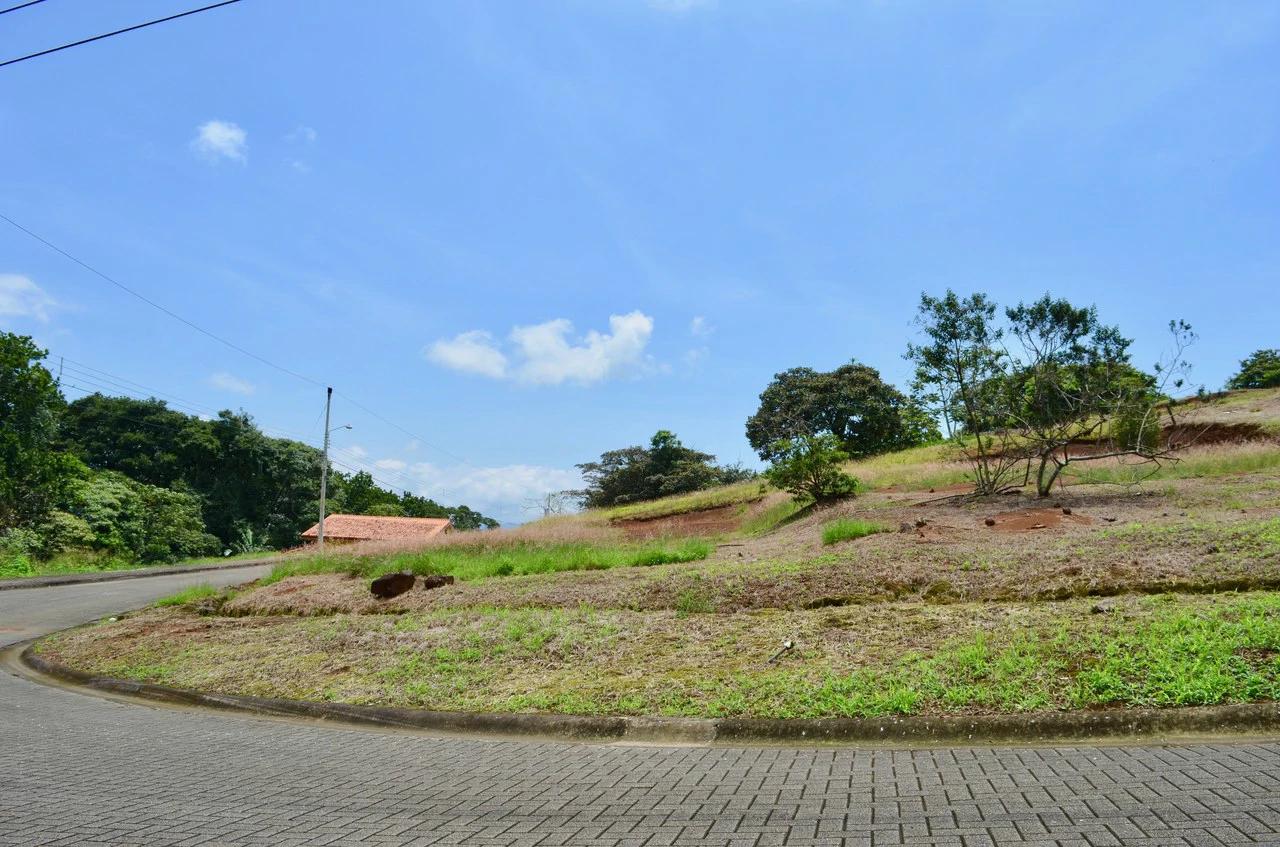 Countryside and Mountain Home Construction Site For Sale in Alajuela - Gallery image 2