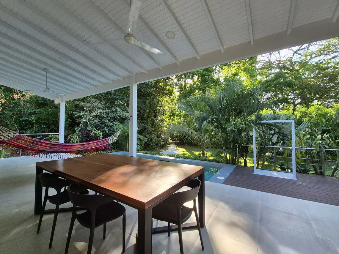 Casa Del Rio: Under Contract | Elegant Contemporary Tropical Home with Pool and Peaceful River Setting, Minutes from Sámara - Gallery image 14