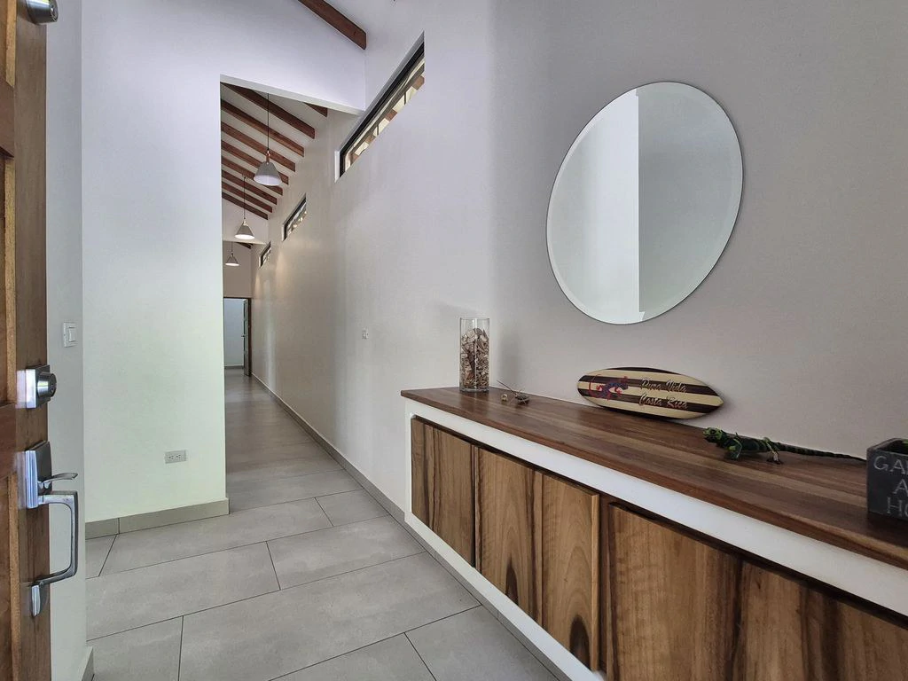 Casa Amapola: PRICE REDUCTION - Turnkey Modern Home with Pool in a Serene Tropical Setting, very close to Samara - Gallery image 8