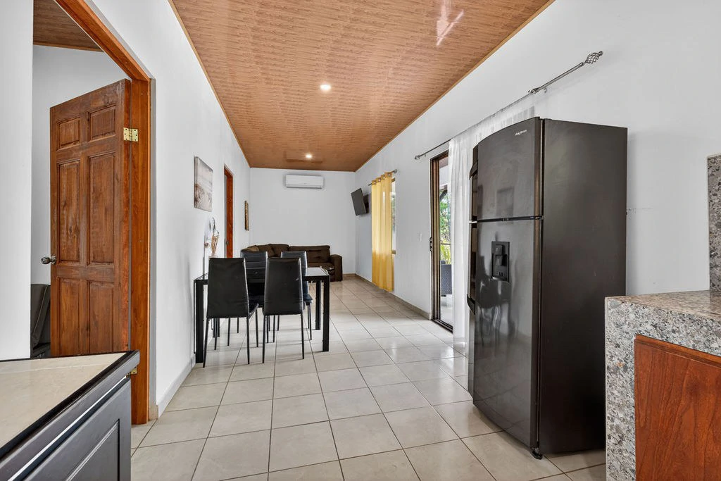 Villa Los Monos: High-Income 9-Unit Rental Property Near Playa Grande - Gallery image 29