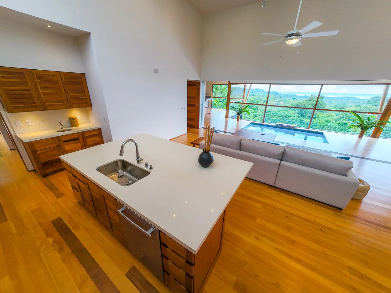 Mar Mystique Haven: Your Dream Home with Stunning Ocean Views - Gallery image 20
