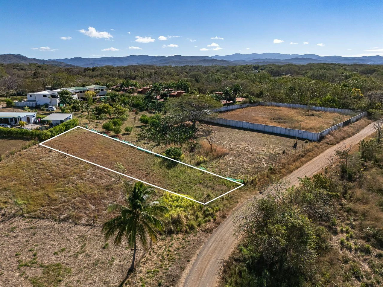 Playa Blanca Lot: Ocean View Lot Footsteps to White Sand Beach - Water Connected - Gallery image 6
