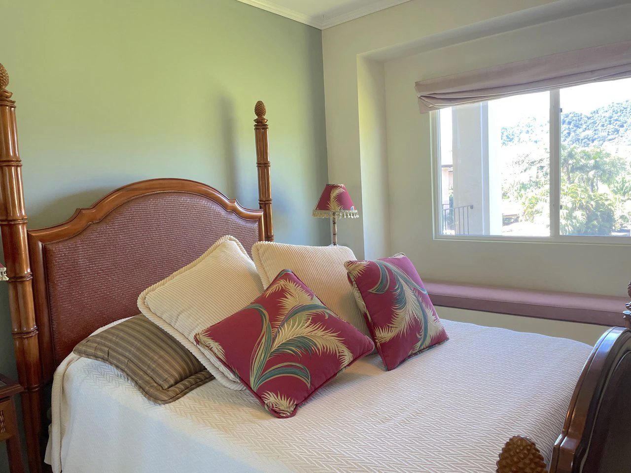 Goergeous luxury Condominium by the Ocean. Los Sueños. Playa Herradura. Costa Rica