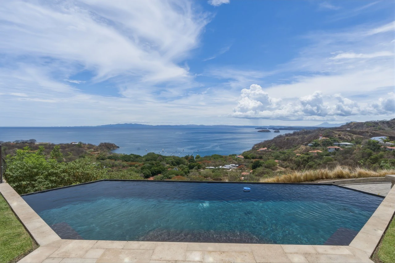 Casa Coyote: Spectacular Ocean-View Home with Pool in Playa Ocotal - Gallery image 21