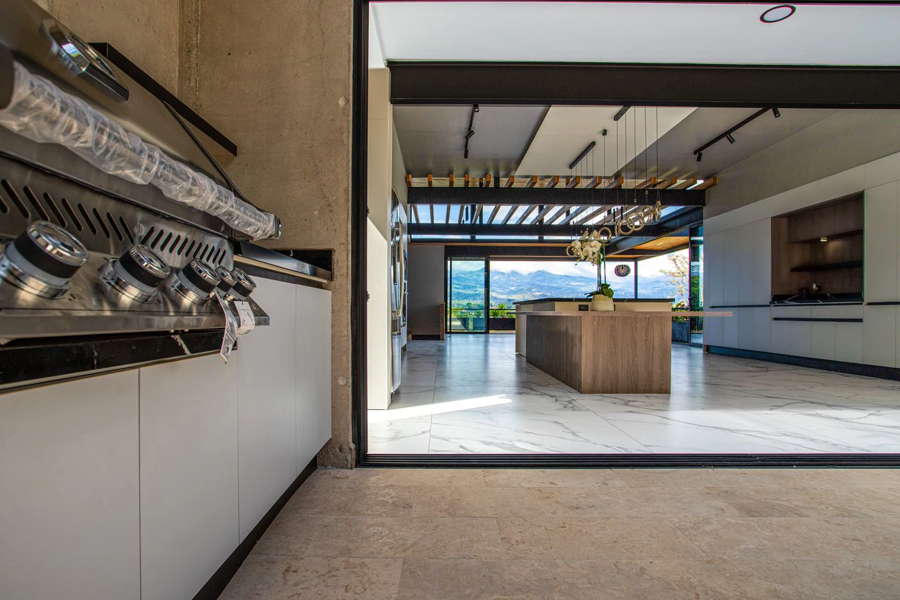 Modern Oasis Home for Sale in Naranjo - Gallery image 40