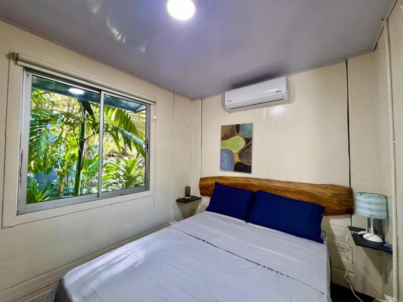 Propiedad de Alta Rentabilidad con Uso Mixto en Playa Hermosa: Income-Producing Ocean View Property in Playa Hermosa, Santa Teresa – 1.8 Acres with Mixed-Use Zoning, Prime Location, and Proven Rental  - Gallery image 4