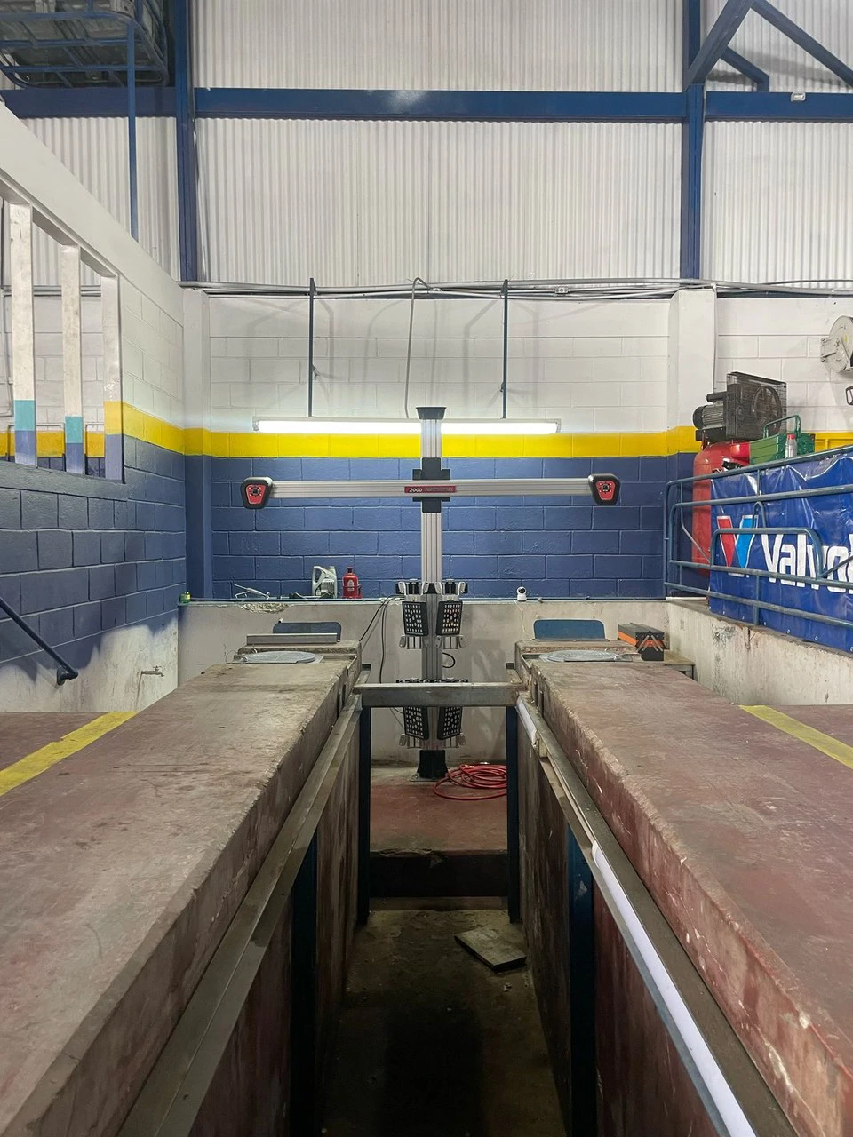 SERVICE CENTER CMH: Lubrication and Tire repair center - Gallery image 2