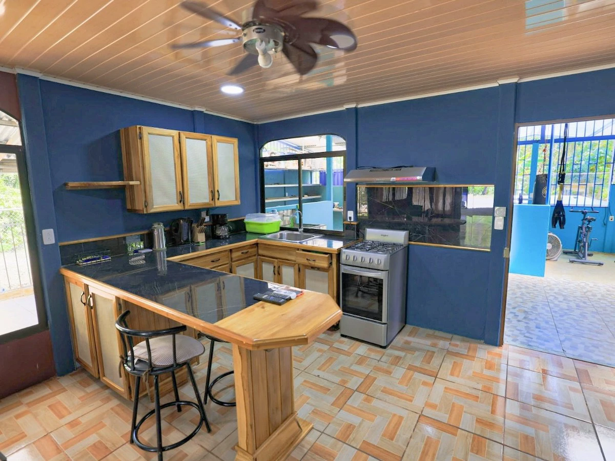 3 Bedroom Home Near Puerto Jiménez - Gallery image 8