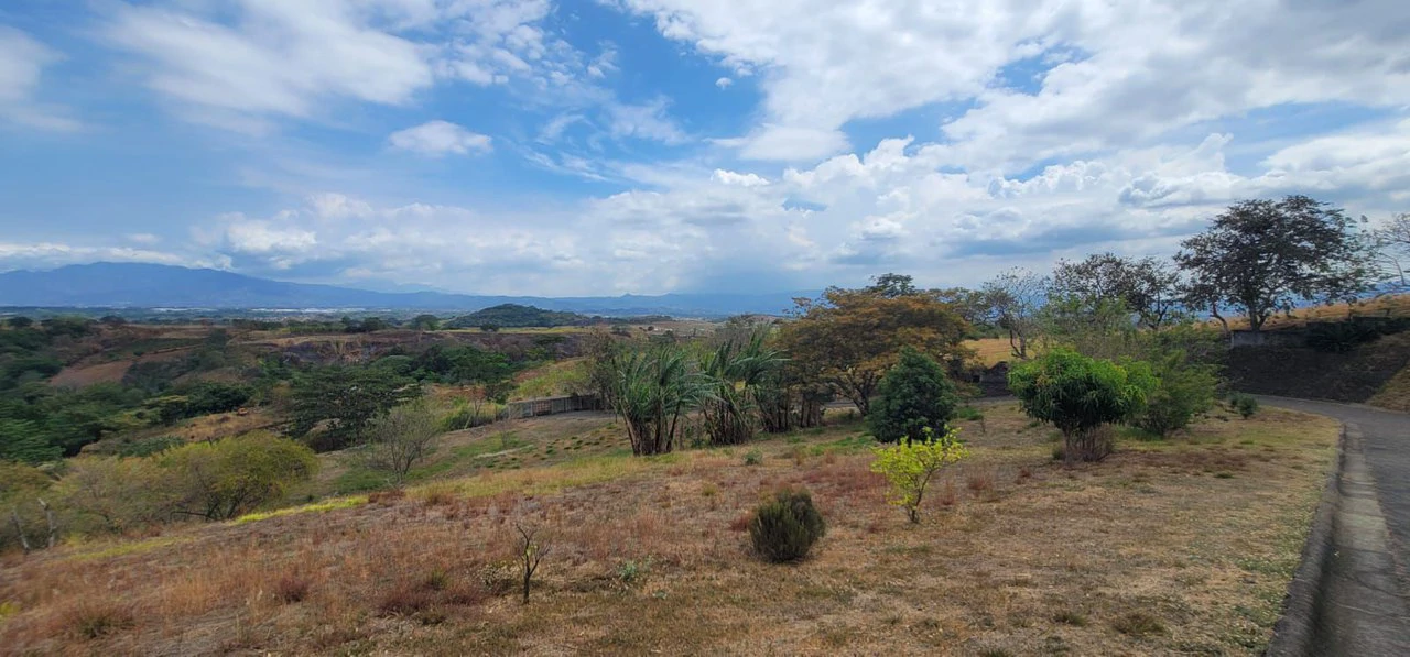 Lot for Sale in Hacienda el Paseo Condominium, Grecia, Alajuela