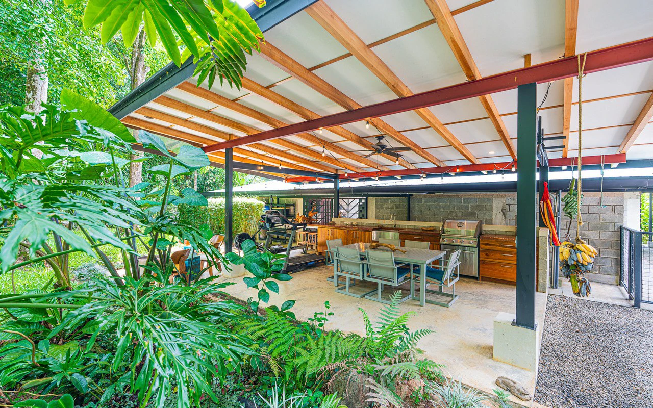 Off Grid Luxury Estate Micro Regenerative Homestead Tinamastes - Gallery image 39