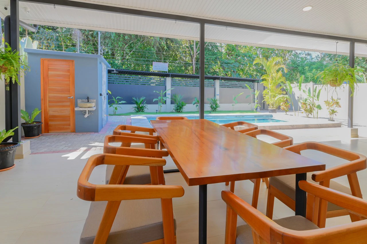 Modern Coastal Luxury: New 3-Bedroom Home Steps from South Pacific Beach: Near the Coast House For Sale in Uvita - Gallery image 9
