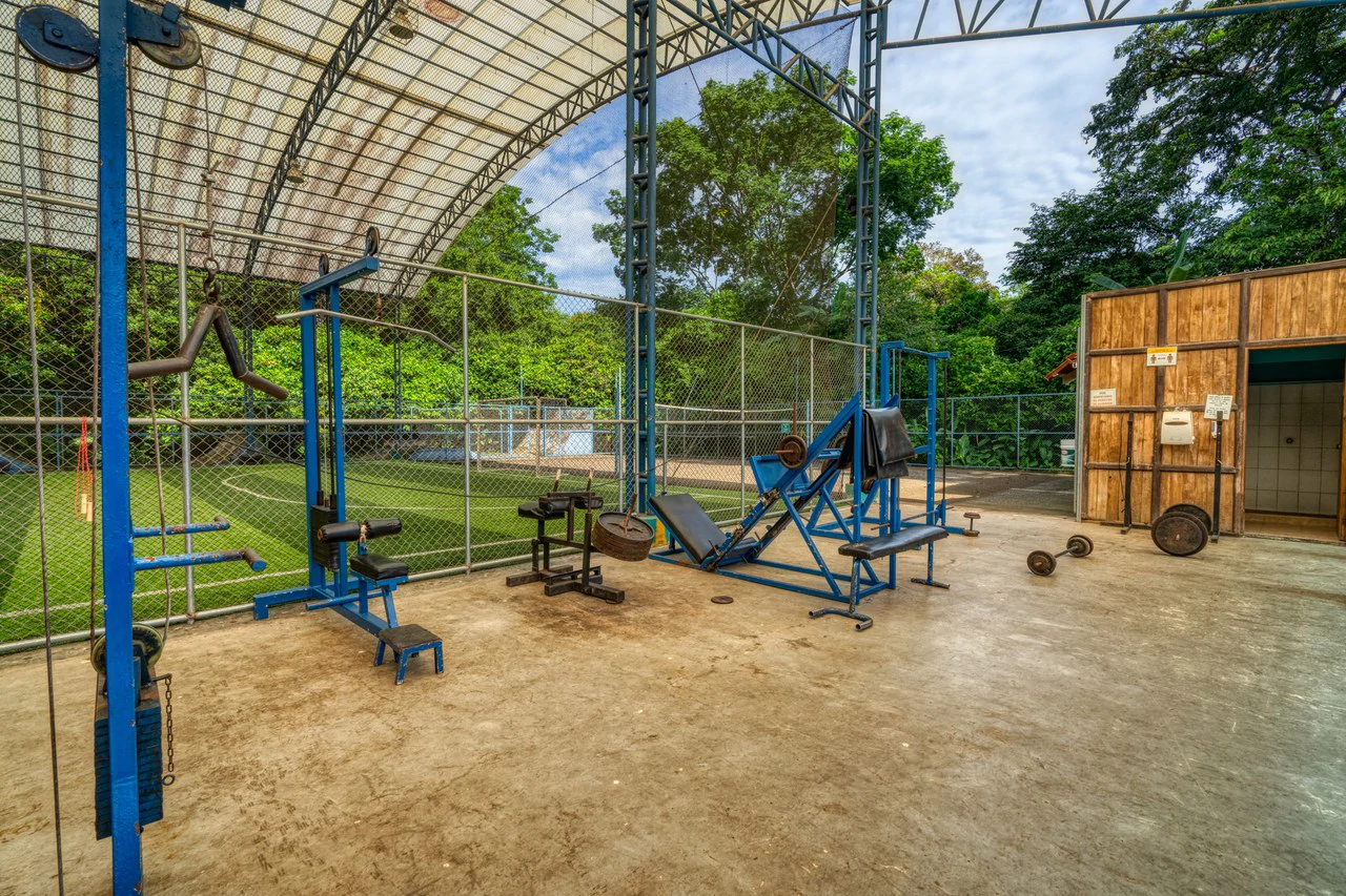 THRIVING SPORTS AND COMMERCIAL BUSINESS WITH OWNER FINANCING OPTION: Rincon Uvita - Gallery image 27