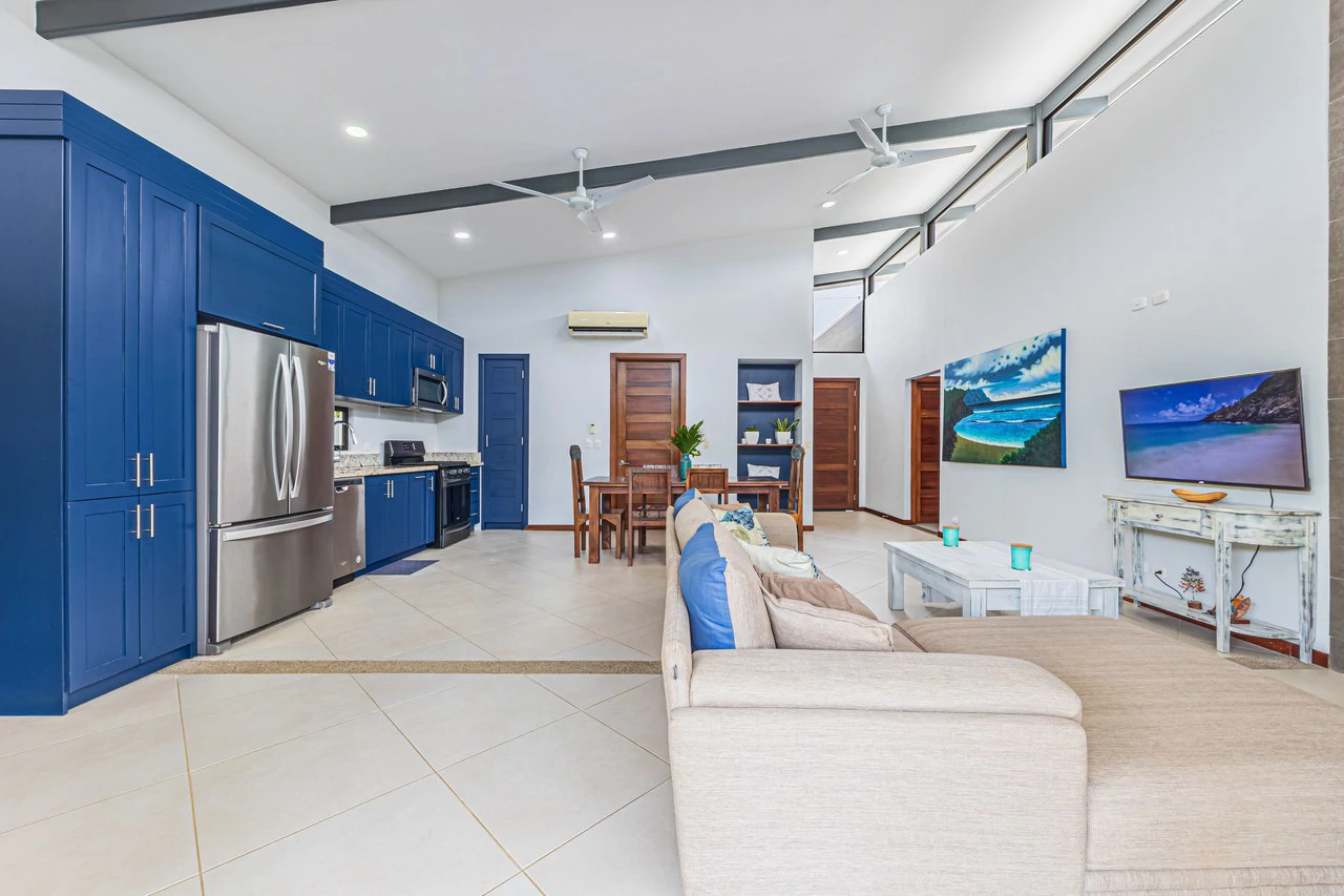 Uvita Home in Jardines del Sol with Private Pool and Dual Suites: Near the Coast House For Sale in Uvita - Gallery image 5