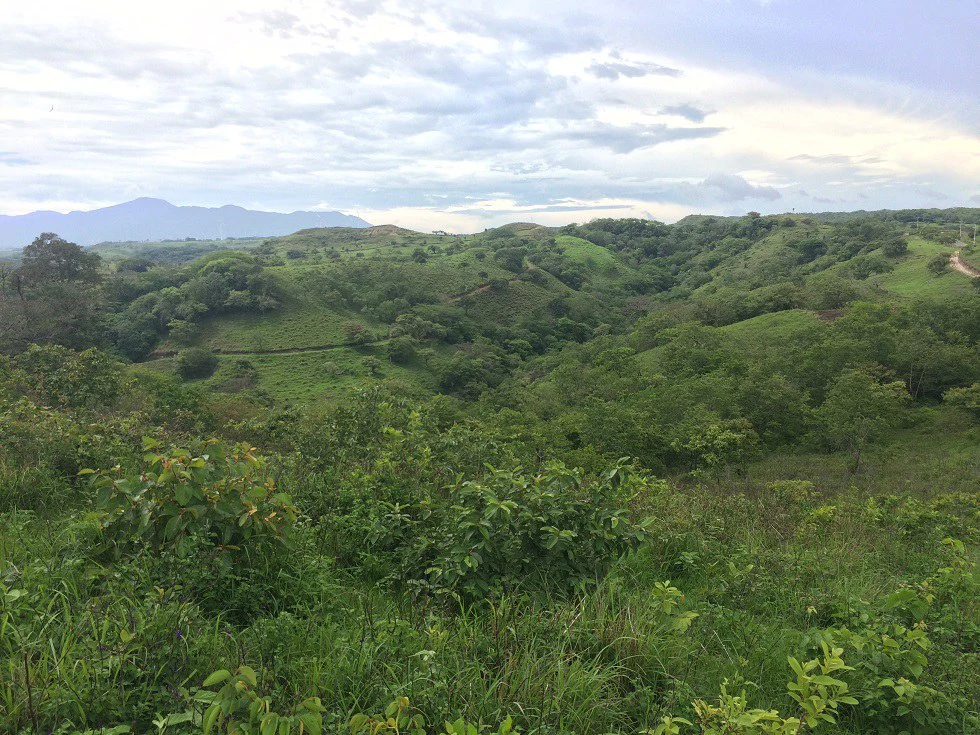 Mountain Property for Sale with charming 360º views of Guayabos Valley and the Volcanoes - Gallery image 20