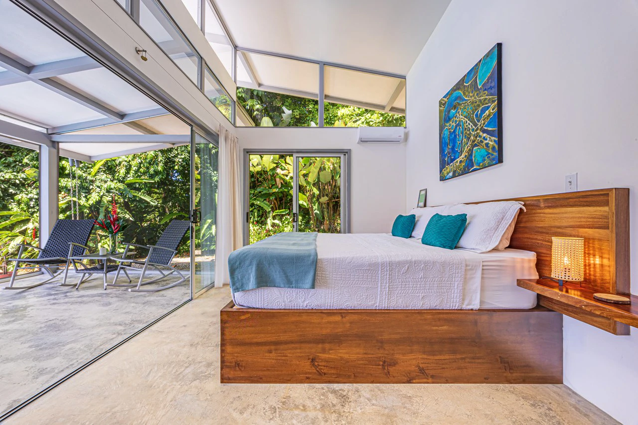 Uvita Ocean and Whale Tail View Modern Home on 3.64 Acres in Exclusive Enclave - Gallery image 40