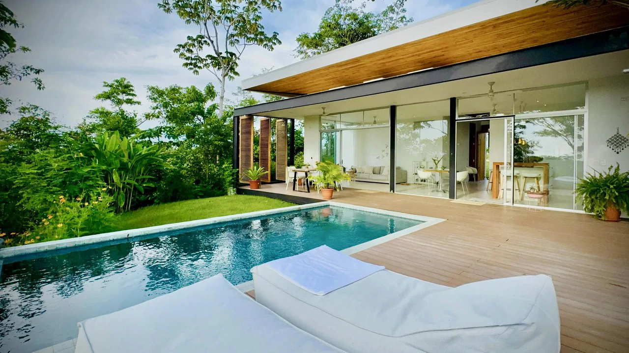 The Ark: $1,390,000 USD Luxury Jungle Estate with Guest House in The Ark Community, Santa Teresa Costa Rica - Gallery image 35