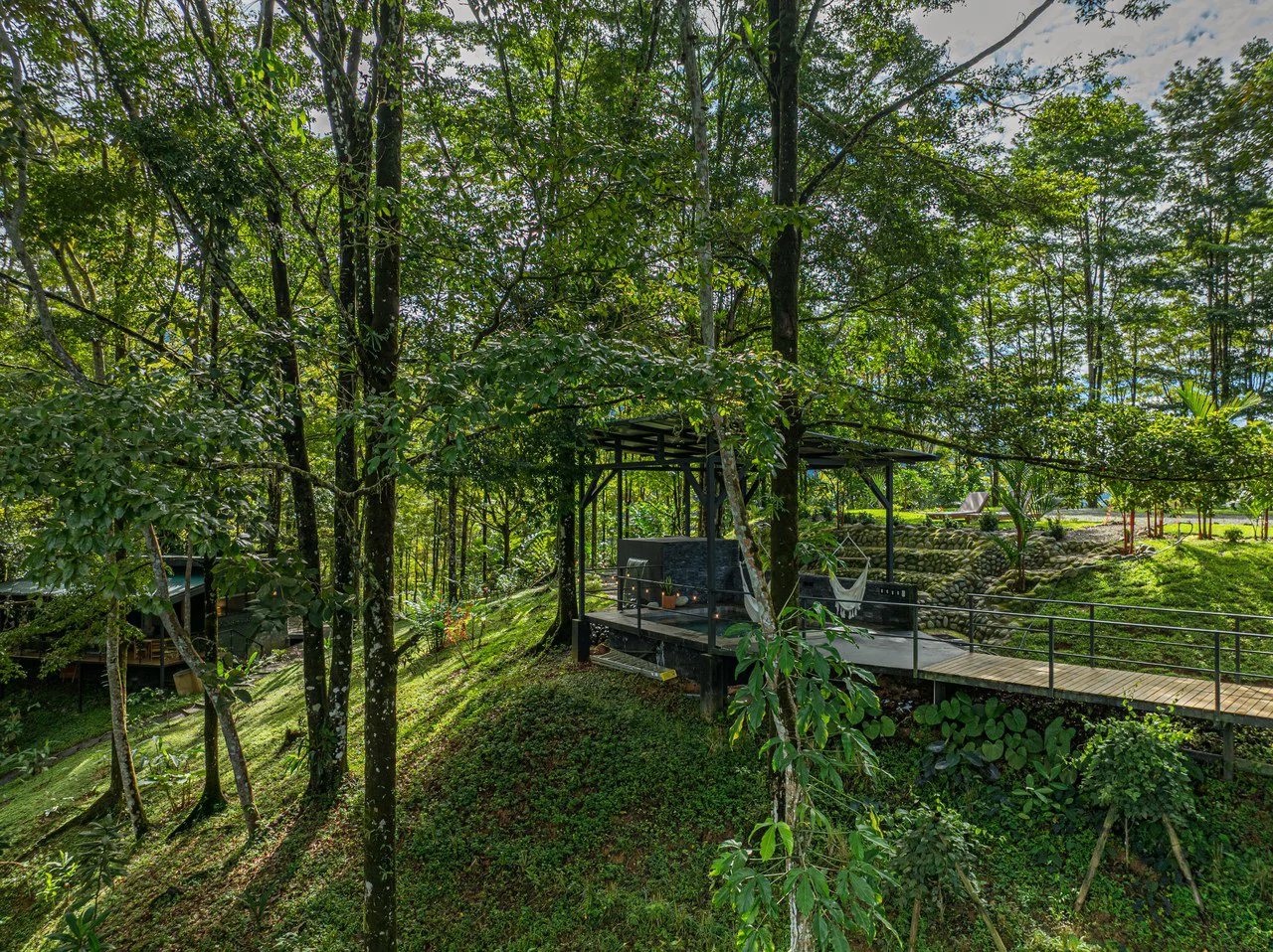 La Sombra Villas: Where Nature Meets Comfort in Tinamates! - Gallery image 64
