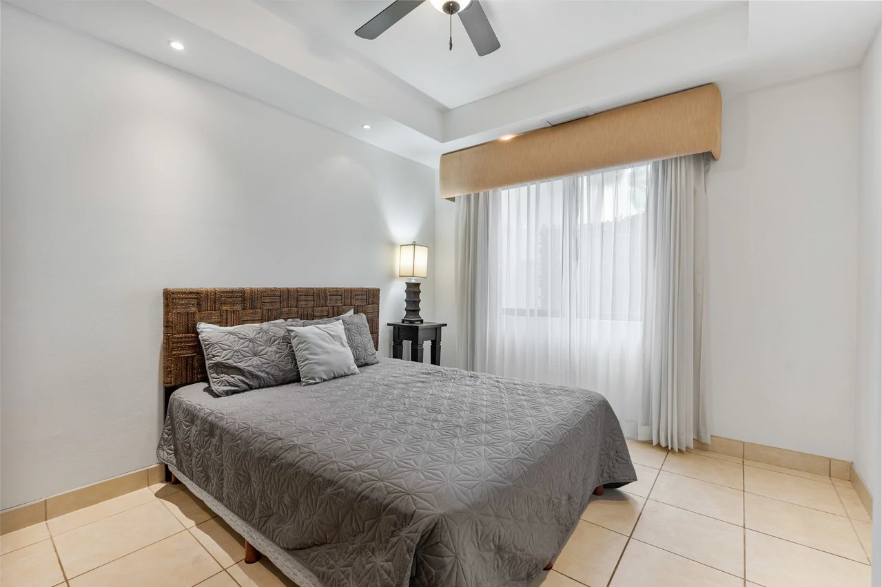 Casa Del Sol 25:  Beachside Condo in Playa Potrero. - Gallery image 12