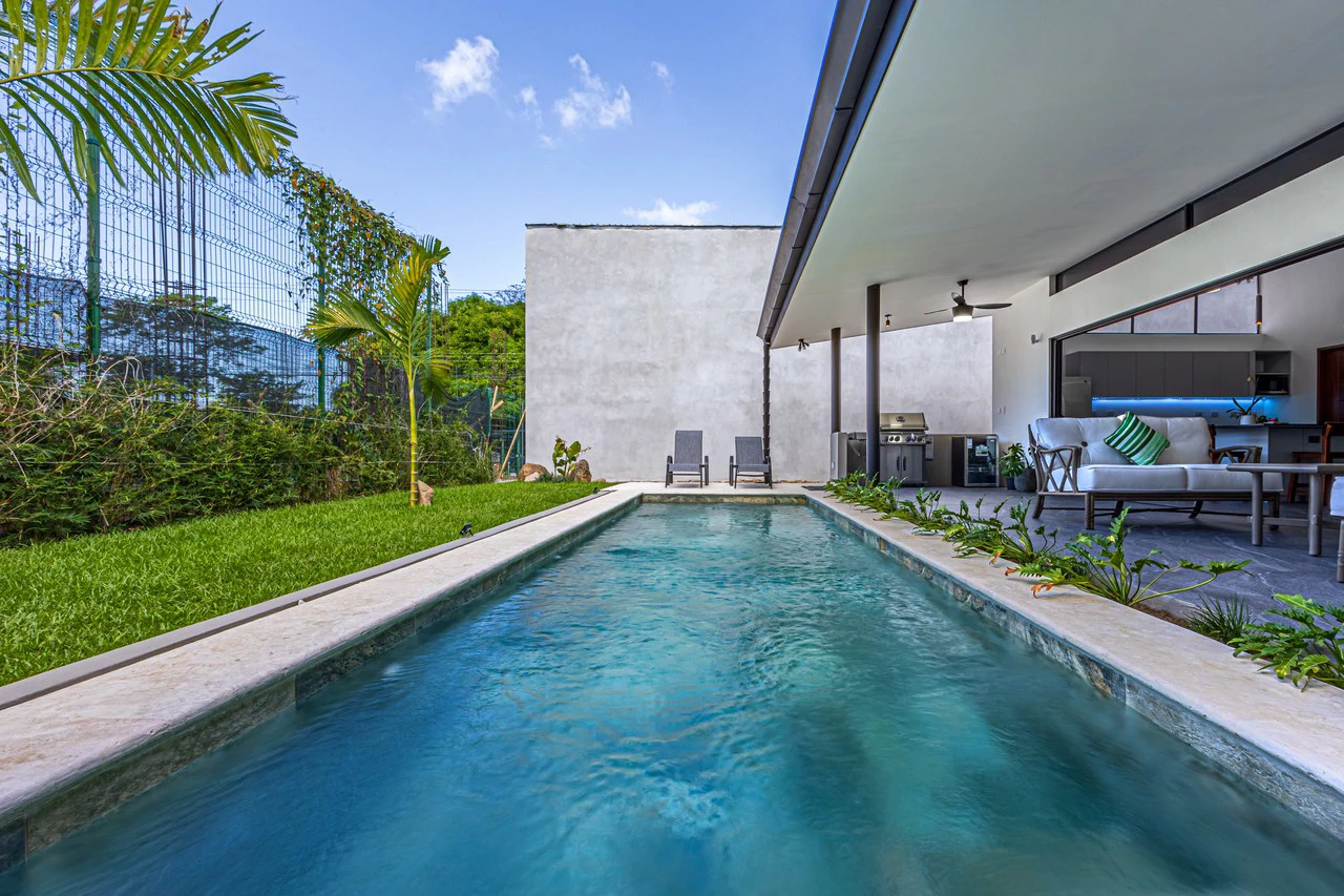 STYLISH 3 BED, 3 BATH BRAND NEW VILLA IN UVITA.: Mountain Villa For Sale in Uvita - Gallery image 16