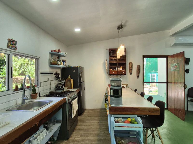 Casa Sol y Luna: 2-bedroom House with Local Charm and a Pool in the Secure Montaña Community. - Gallery image 8