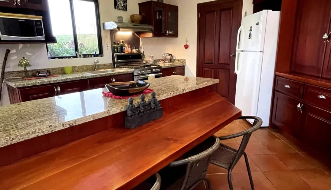 MOUNTAIN BREEZE VILLA - Gallery image 10