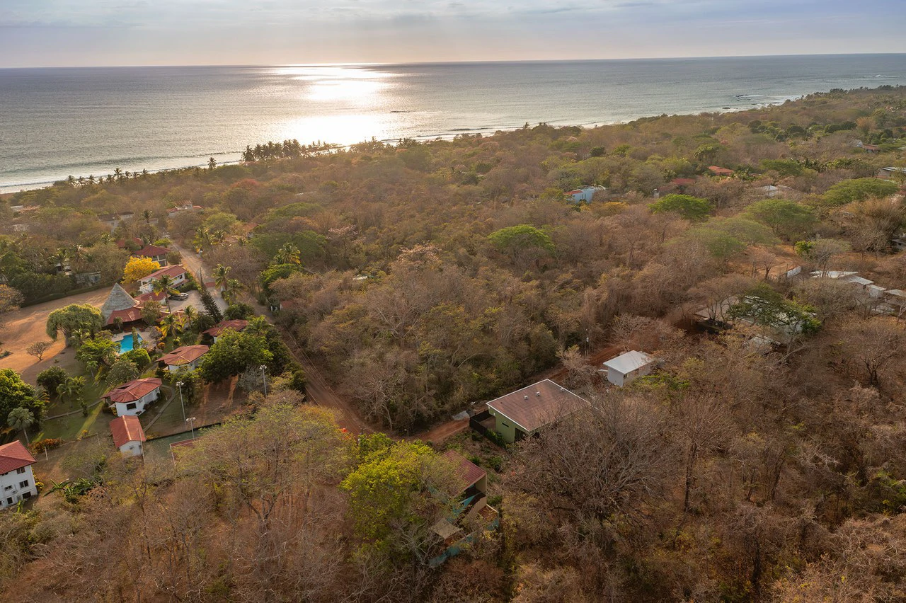 New 2BR Beach House, 5 min Walk to Playa Junquillal - Gallery image 23