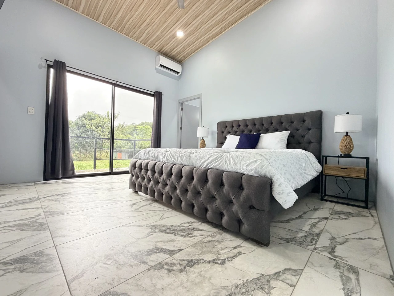 Mountain and Countryside House For Sale in La Tigra - Gallery image 17
