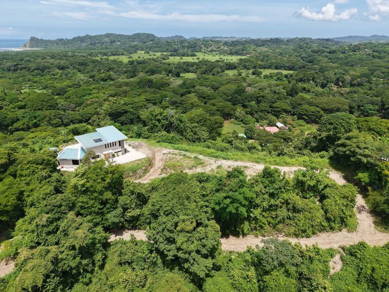 Villa Buena Vista y Lote Linda Vista: Exceptional 2.8-Acre Estate with Luxury 4-Bedroom Home, Panoramic Views, and Expansion Lot, Just Minutes from Samara - Gallery image 31