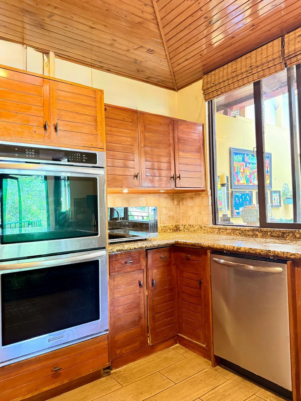 Detached single-family home for sale Costa Rica Escazu with big garden - Gallery image 6