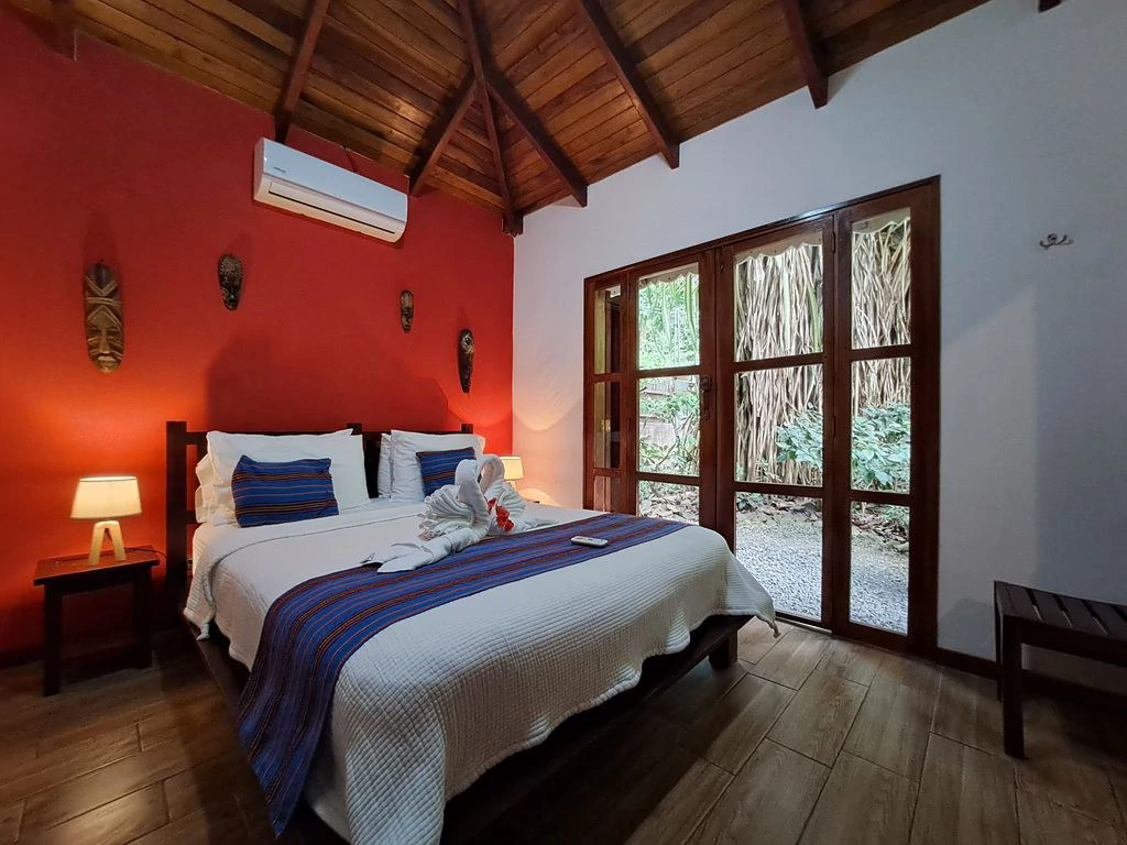 Samara Jungle Boutique Hotel: When Elegant & Romantic Bungalows Seamlessly Blend Into Nature's Bounty. - Gallery image 18