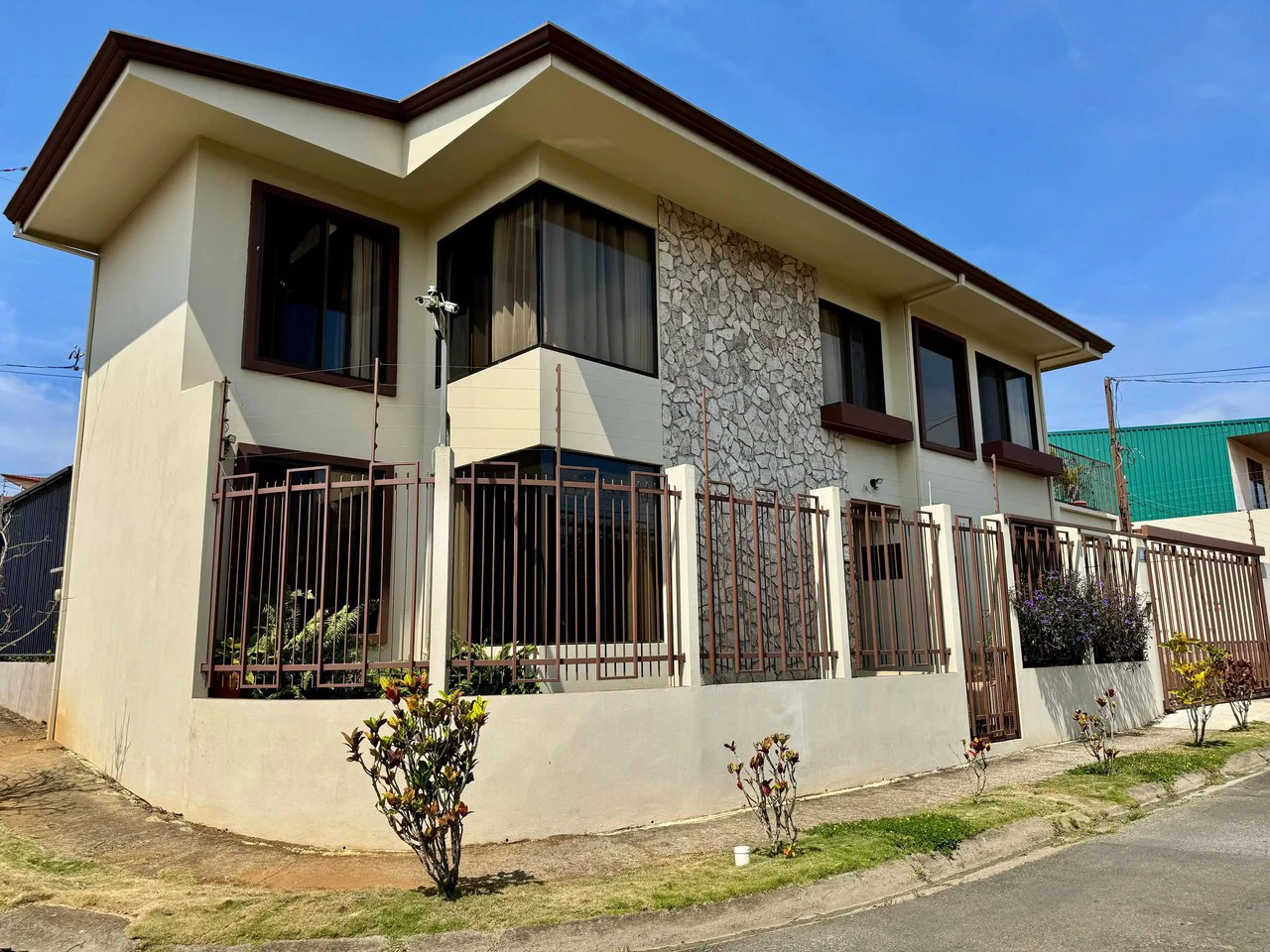 House For Sale in Piedades Norte - Gallery image 2