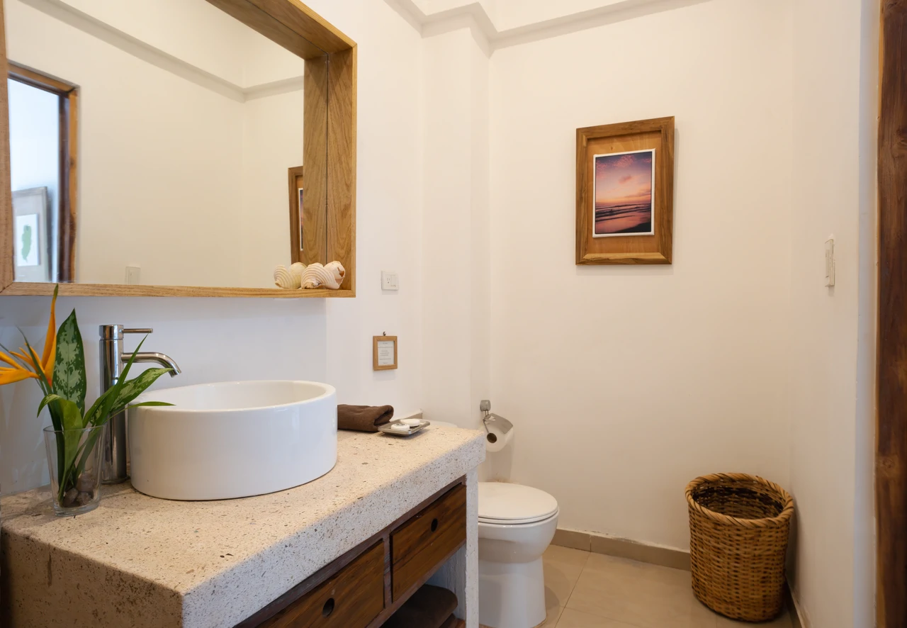 Boutique Apartment Property for Sale in Prime Location – Santa Teresa, Costa Rica: Turnkey Apartment Investment in Prime Santa Teresa Location - Gallery image 11